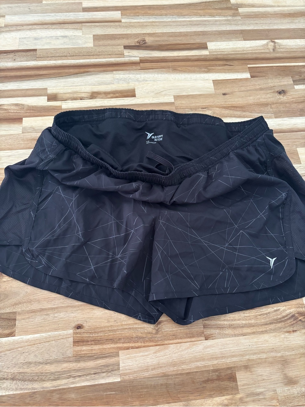 Black Athletic Running Shorts with Subtle Geometric Print